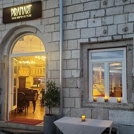 Piranart Boutique & بيت ضيافة 3*