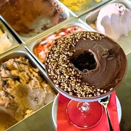 Piranart Boutique & بيت ضيافة بيران