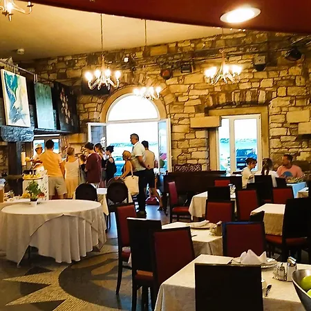 Piranart Boutique & بيت ضيافة 3*