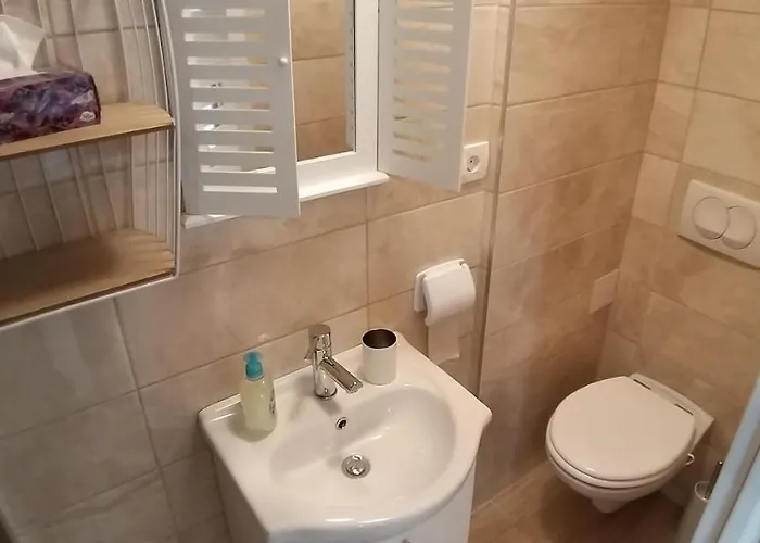 Piranart Boutique & 3* Πιράν